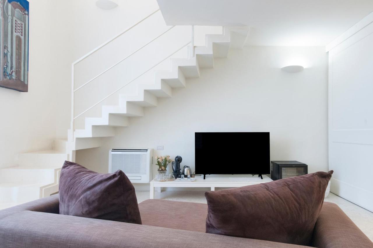 Casa Di Lo Suites เลชเช ภายนอก รูปภาพ